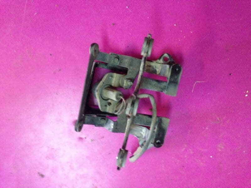 Support feu stop arrière Kawasaki 600 ZZR — photo 1/1