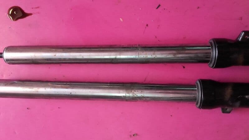 tubes de fourche Kawasaki 1000 GTR — photo 3/3