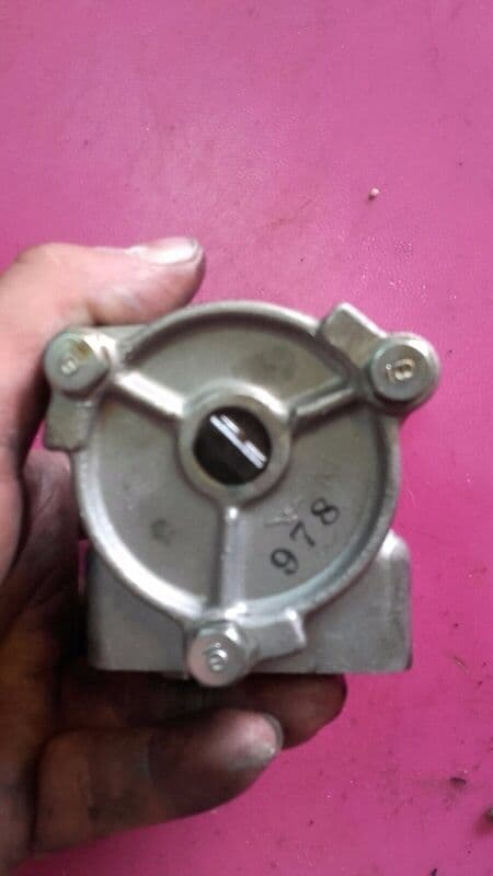 Pompe à huile Kawasaki 1200 ZZR — photo 3/3