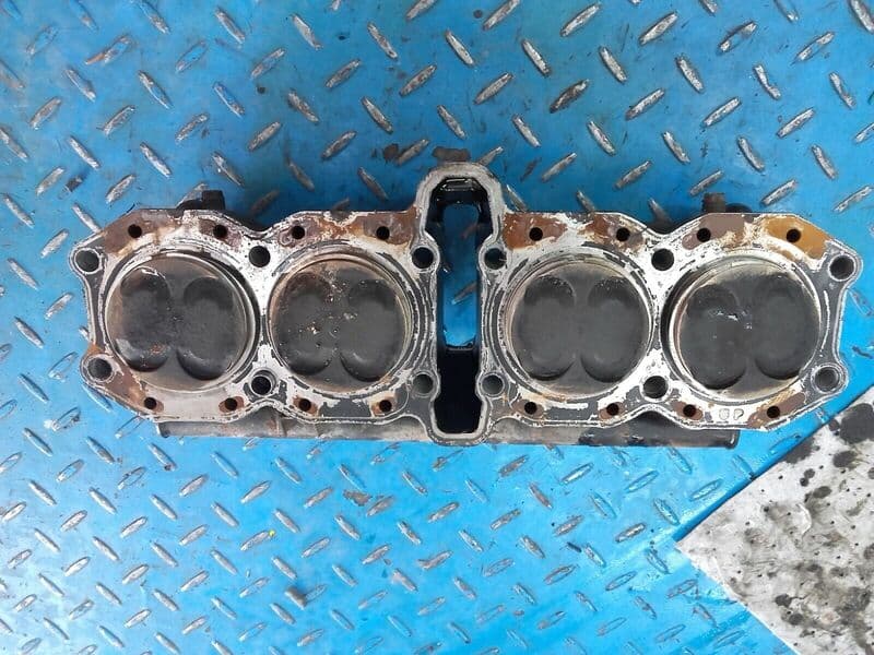 Cylindres pistons Kawasaki GPX 750 R zx750f — photo 1/2