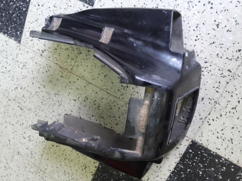Carénage coque arrière Kawasaki GPZ 1000 RX ZXT00A — photo 1/3