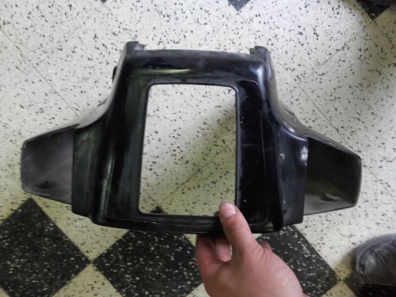Carénage coque arrière Kawasaki GPZ 1000 RX ZXT00A — photo 3/3