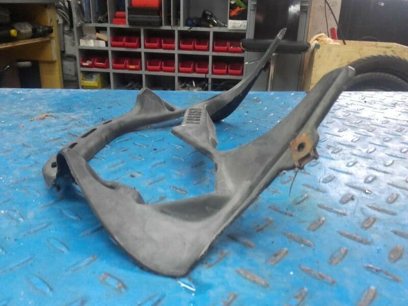 Entourage compteur tableau de bord Aprilia 125 Pegaso GQ — photo 3/3