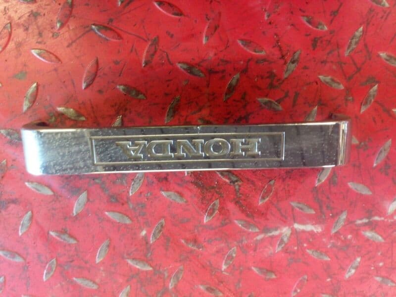 Carter enjoliveur de té de fourche Honda 250 CMX Rebel — photo 1/2