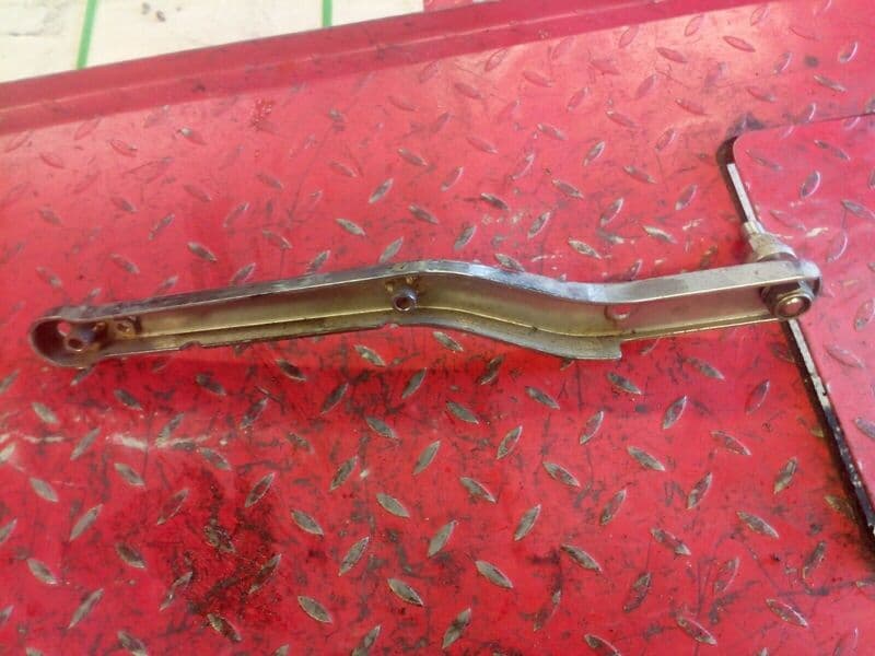 Sabre arrière gauche Honda 250 CMX Rebel — photo 2/2