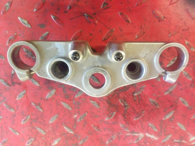 Té de fourche supérieur Honda 250 CMX Rebel — photo 1/2