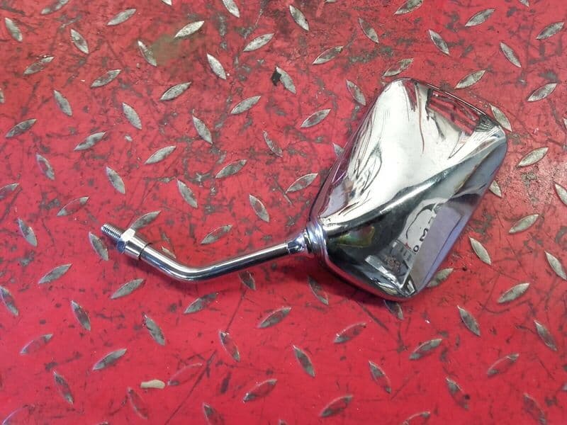 Retroviseur droit Honda 125 VT Shadow jc29
