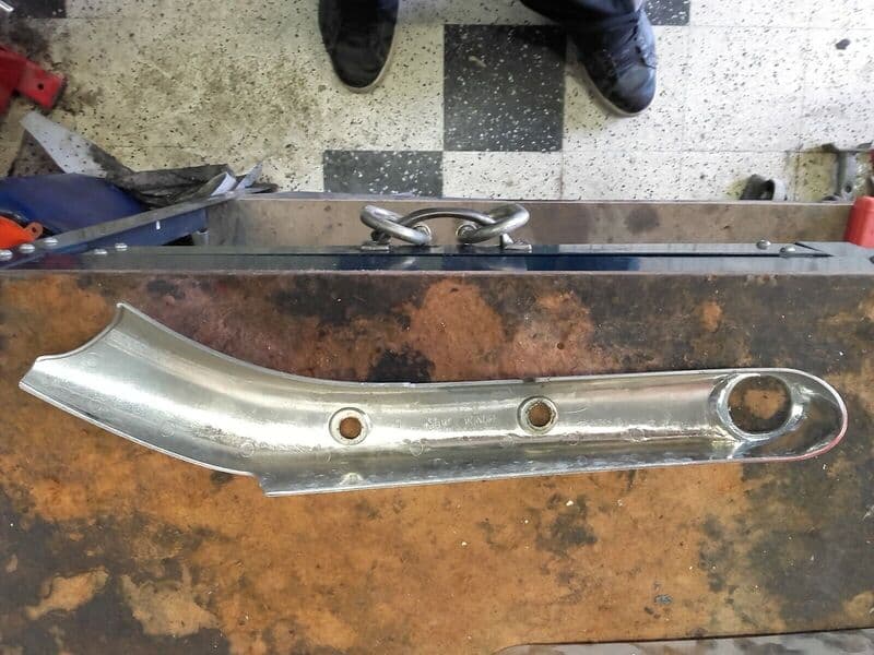 Sabre cadre boucle arriere gauche Honda 125 VT Shadow jc29 — photo 1/2