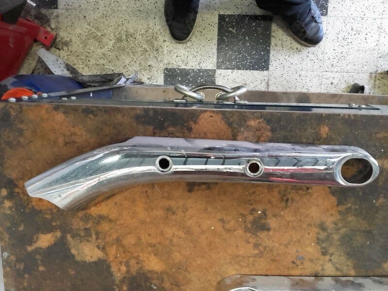 Sabre cadre boucle arriere gauche Honda 125 VT Shadow jc29 — photo 2/2