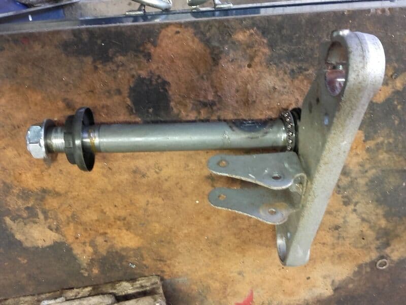 Té de fourche inferieur avec colonne de direction Honda 125 VT Shadow jc29 — photo 1/2