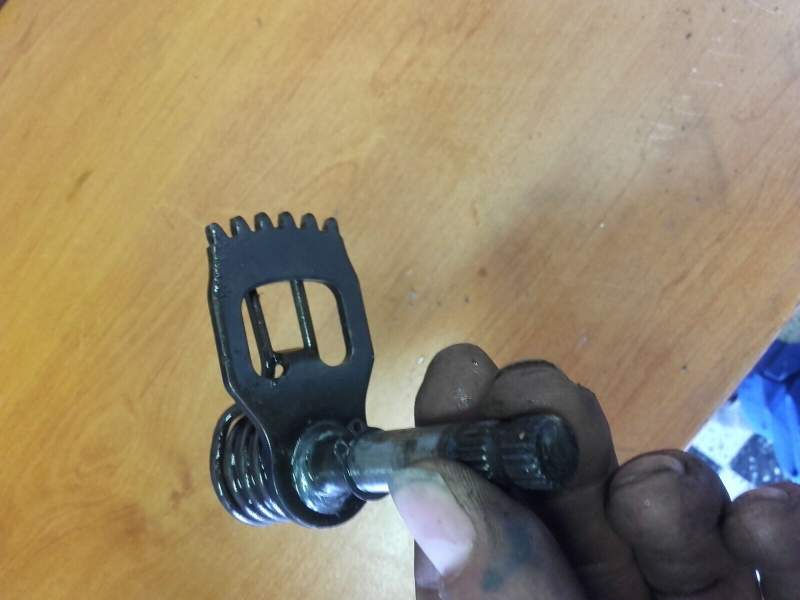 Axe de selecteur Suzuki 600 DR sn41a 86-89 — photo 1/2