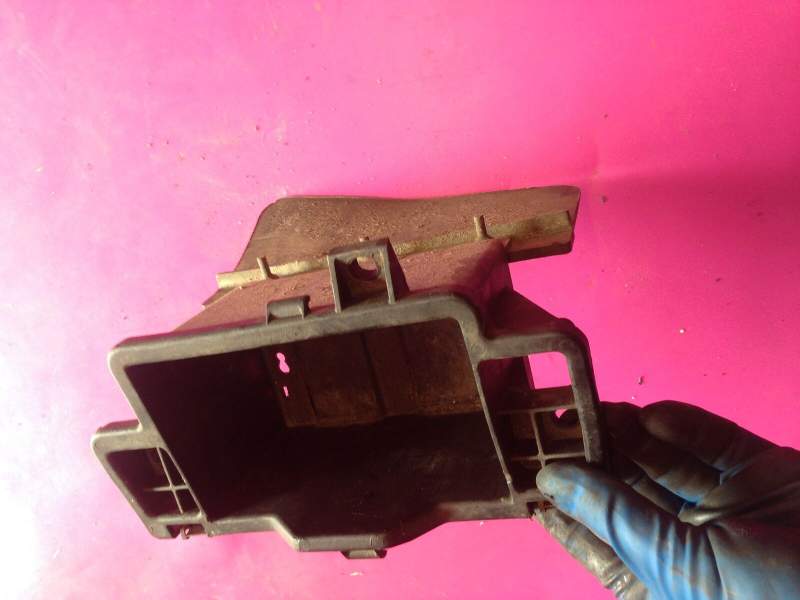 Bac a batterie Piaggio 125 LX4 M15100 LX Hexagon — photo 2/2