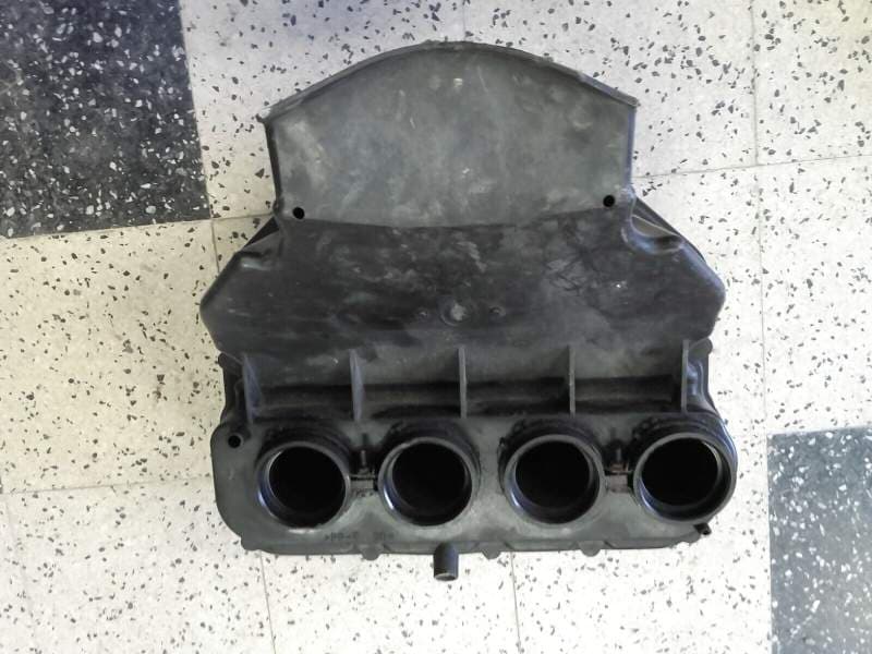 Boite a air Kawasaki 600 ninja ZX6R 2004 — photo 1/3