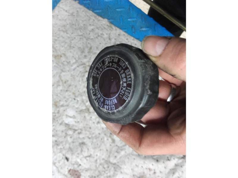 Bouchon de bocal de frein arriere Honda 1100 GL goldwing sc02 — photo 2/2