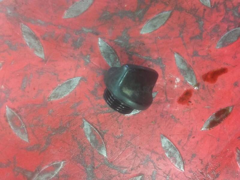 Bouchon de carter d’huile de boite Suzuki 50 RMX sa12b — photo 1/1