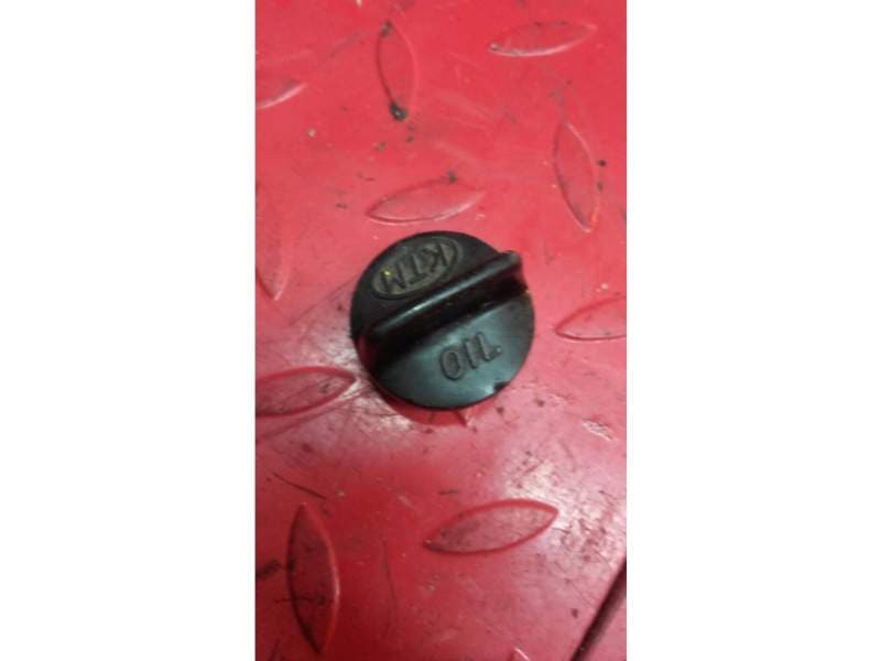 Bouchon de remplissage d’huile KTM 80 mx 1984 1985 1986 — photo 1/1