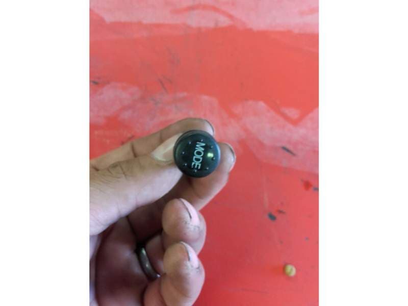 Bouton MODE Piaggio MP3 125 250 300 400 500 — photo 2/2