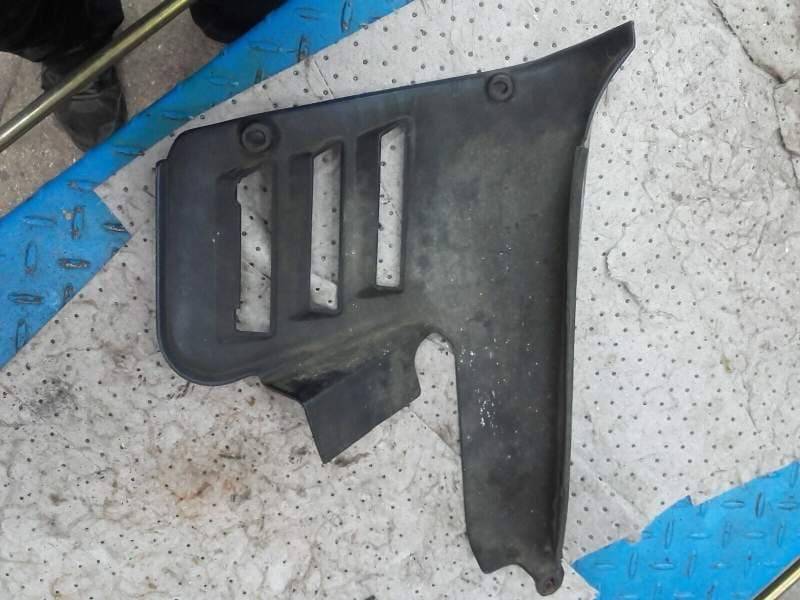 Carenage lateral de radiateur ecope avant gauche Honda 1100 GL goldwing sc02 — photo 1/2