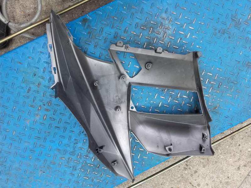Carénage latéral gauche Kawasaki z 1000 sx 11-16 — photo 4/7