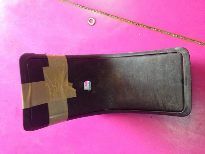 Carénage trappe centrale Piaggio 125 LX4 LX Hexagon — photo 2/2