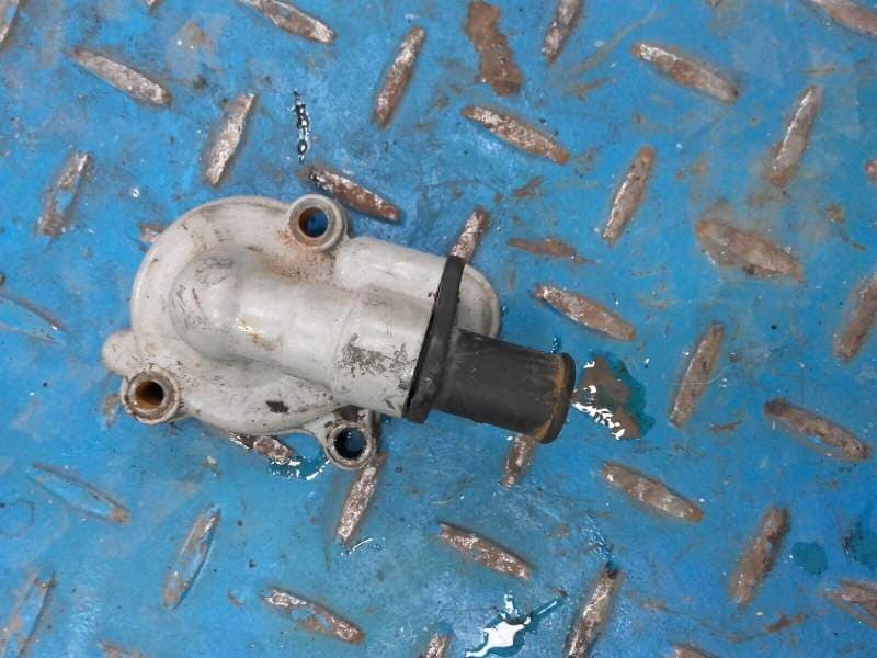Carter couvercle de pompe a eau Rieju 50 MRT — photo 2/2