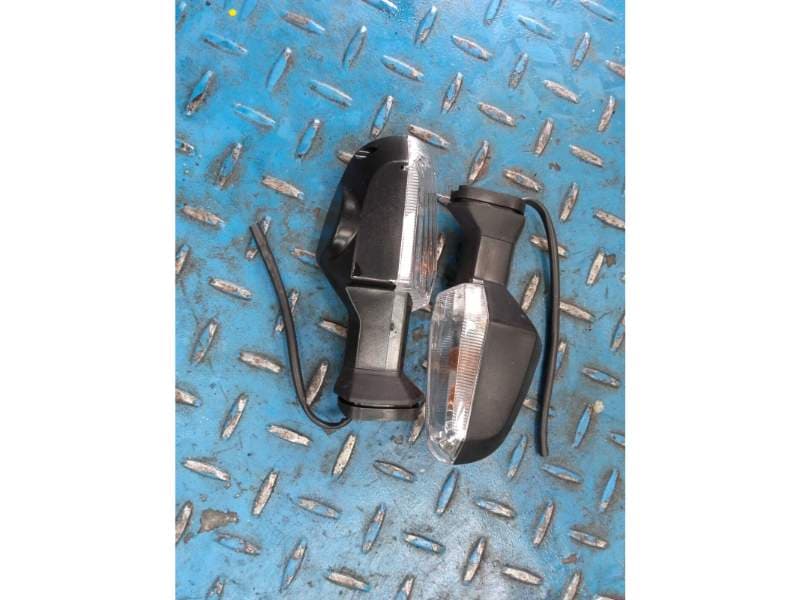 Clignotants arriere Kawasaki Z800E Z800 E Z 800 13-16 — photo 1/3