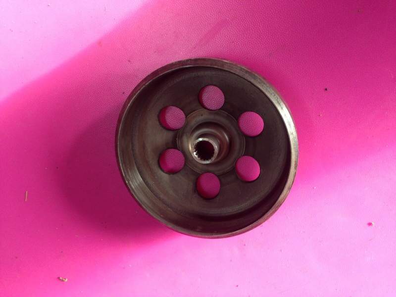 Cloche d’embrayage Piaggio 125 LX4 M15100 LX Hexagon — photo 1/2