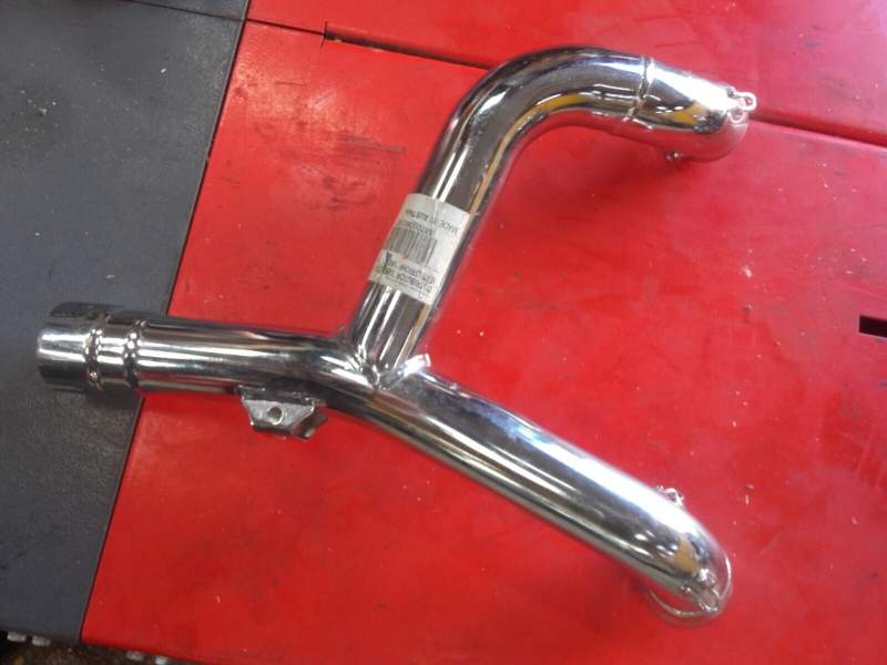 Collecteur d’échappement arrière intermédiaire KTM 640 Duke 96-05 — photo 2/3