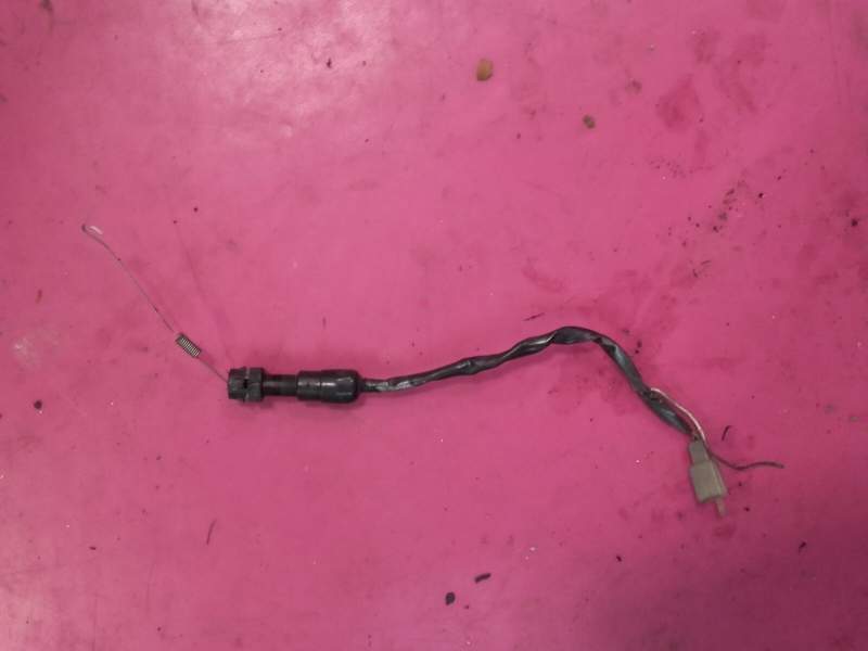 Contacteur de feu stop Kawasaki Ninja ZX9R 900 98-99 zc — photo 1/1