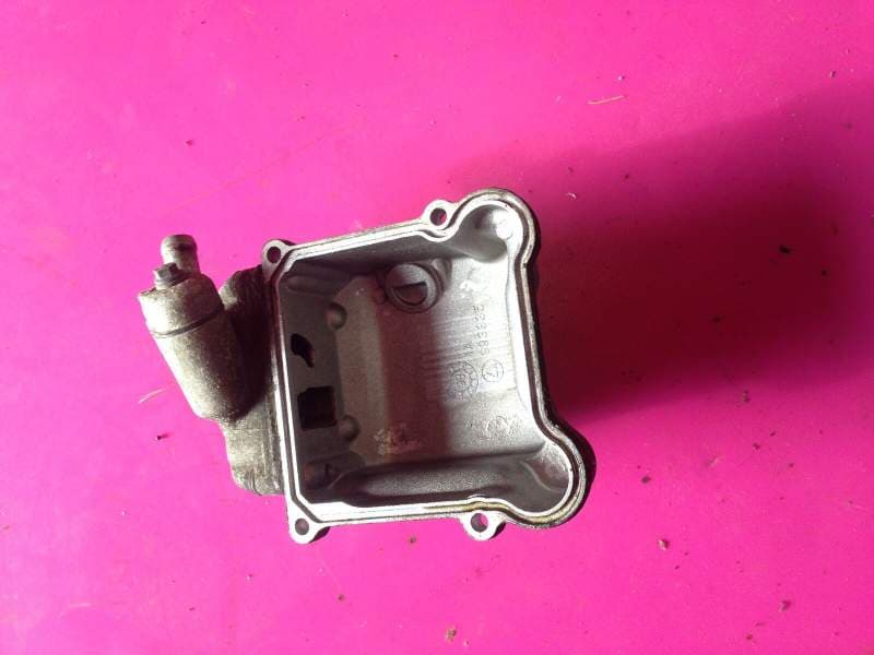 Couvre culasse cache culbuteur Piaggio 125 LX4 M15100 LX Hexagon — photo 1/2