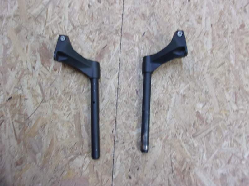Demi guidon bracelet droit et gauche Kawasaki Z 1000 SX — photo 2/3