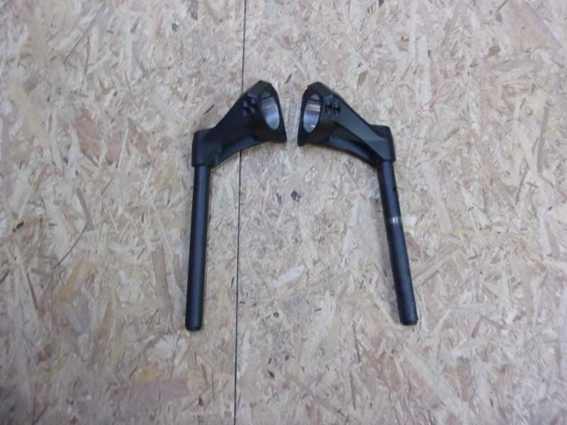 Demi guidon bracelet droit et gauche Kawasaki Z 1000 SX — photo 3/3
