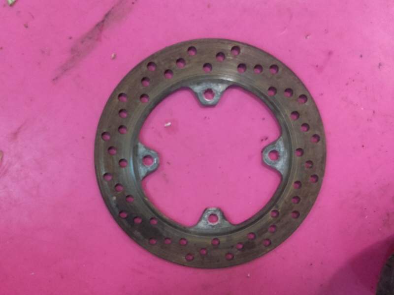 disque de frein arriere Kawasaki Ninja ZX9R 900 98-99 zx900c — photo 1/1