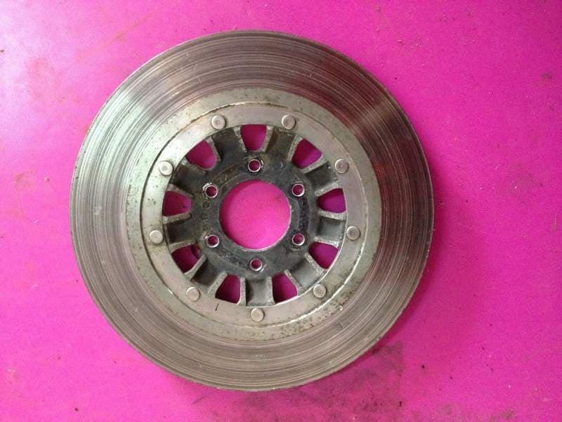 Disque de frein arriere Suzuki 550 GS — photo 2/2