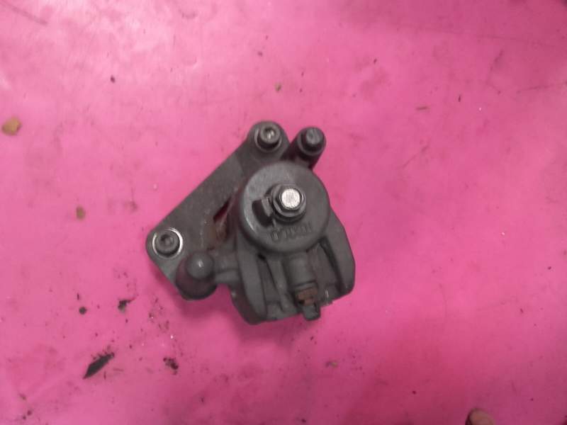 Etrier de frein arriere Kawasaki Ninja ZX9R 900 98-99 zx900c — photo 2/3