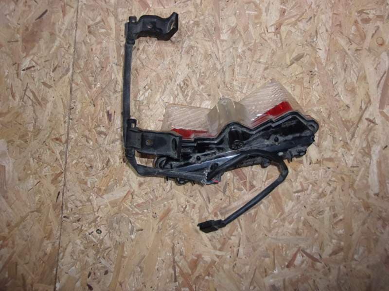 Feu arrière Kawasaki Z750 Z 750 2004 — photo 1/2