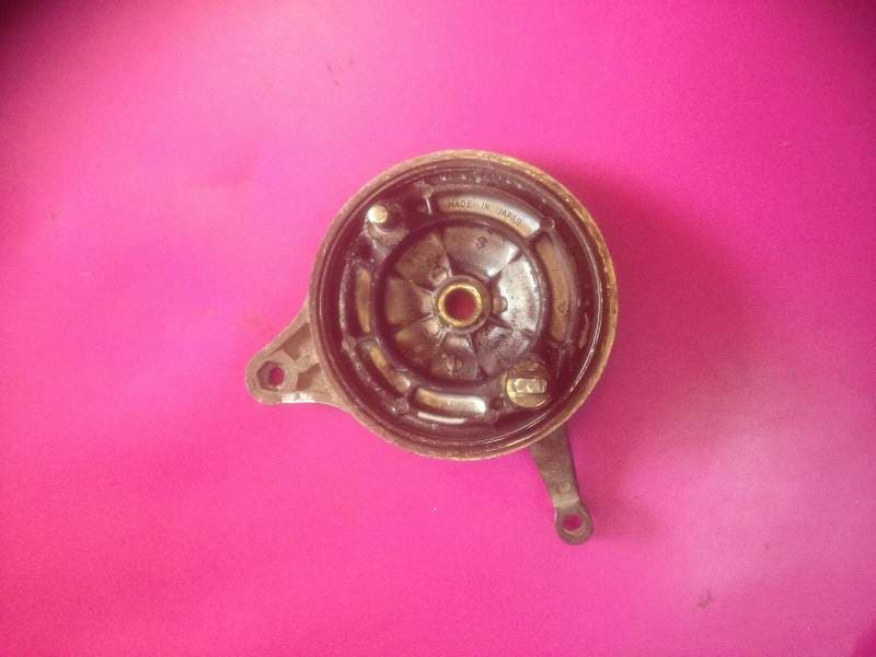 Flasque de tambour de frein arriere Suzuki 125 RG gamma nf12b — photo 1/2