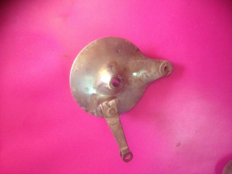 Flasque de tambour de frein arriere Suzuki 125 RG gamma nf12b — photo 2/2