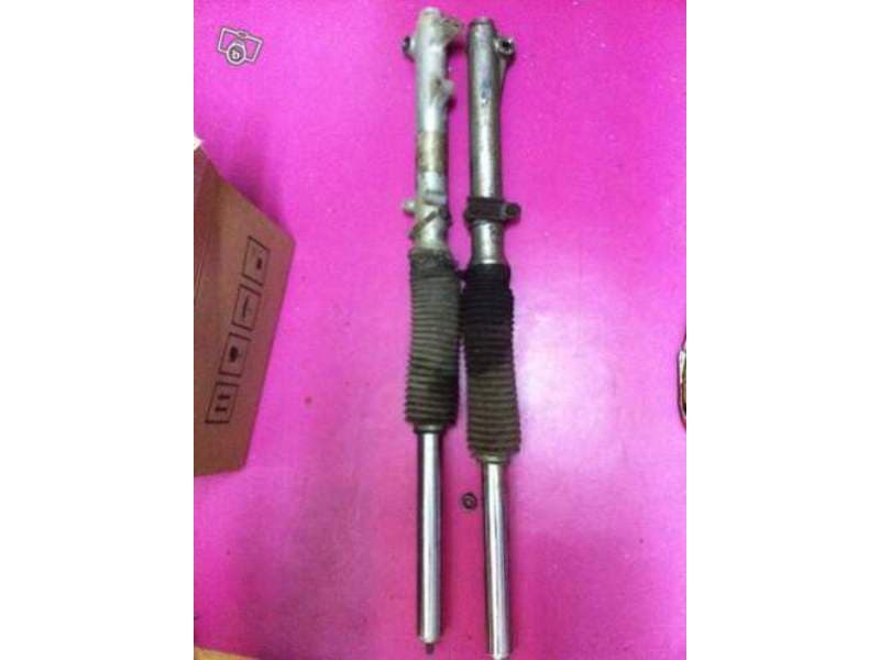 Fourche Suzuki 250 DR sj43a — photo 4/4