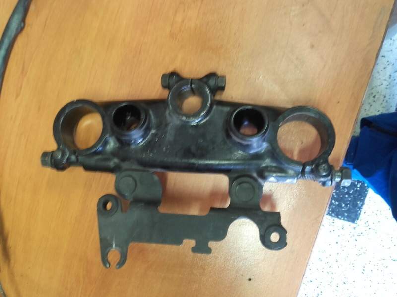 Fourche Suzuki 600 DR sn41a 86-89 — photo 2/8