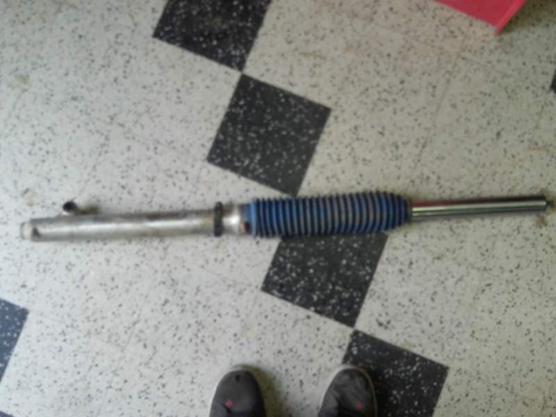 Fourche Suzuki 600 DR sn41a 86-89 — photo 5/8