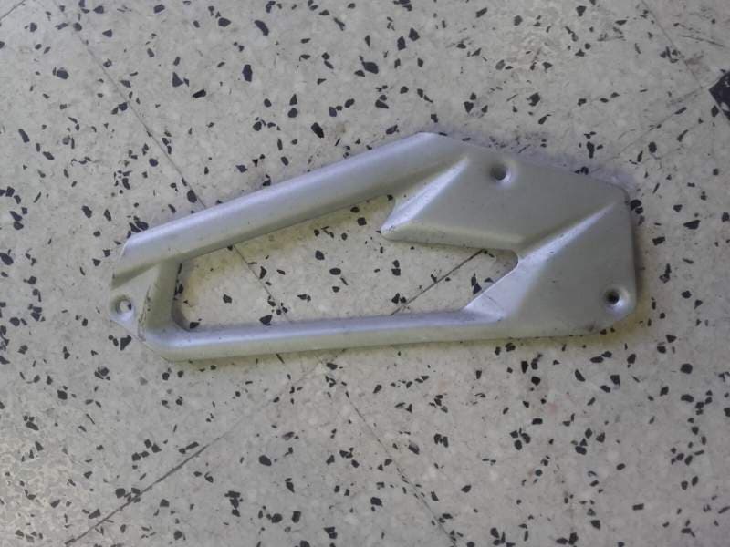 Habillage de platine cale pied droit Kawasaki Z800 Z 800 13-16 — photo 2/2