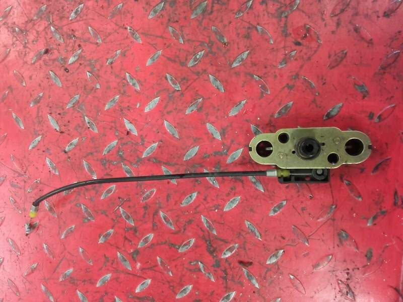 Mecanisme cable d’ouverture de selle Kawasaki 750 ZR7 — photo 1/1