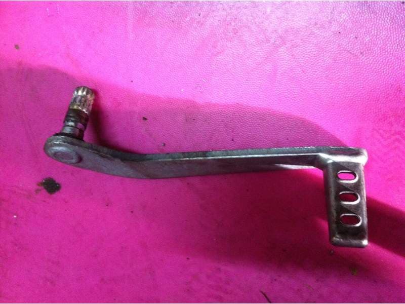 Pedale de frein arriere Suzuki 500 GS GSE bk31 — photo 1/1