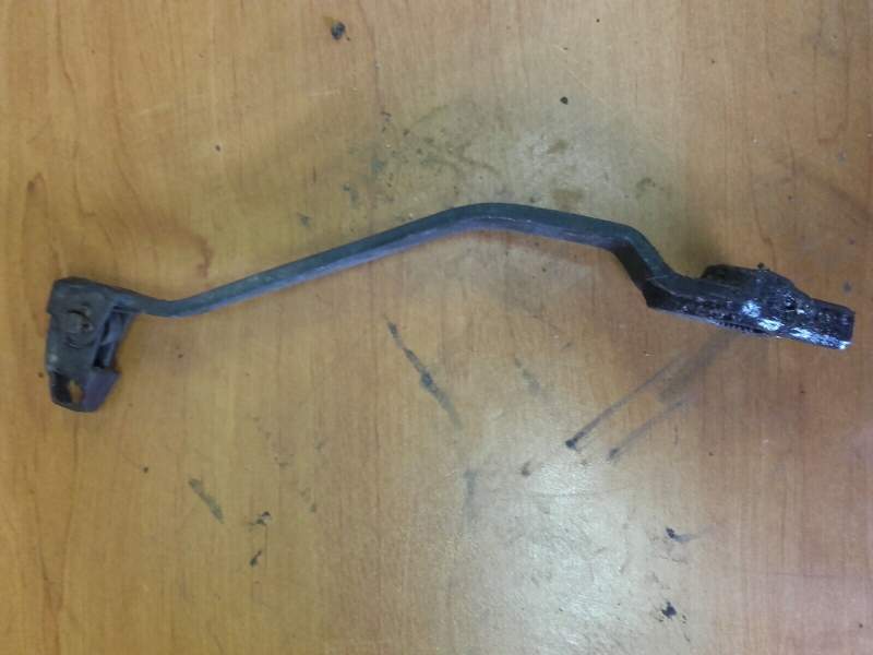 Pedale de frein arriere Suzuki 600 DR sn41a 86-89 — photo 1/2