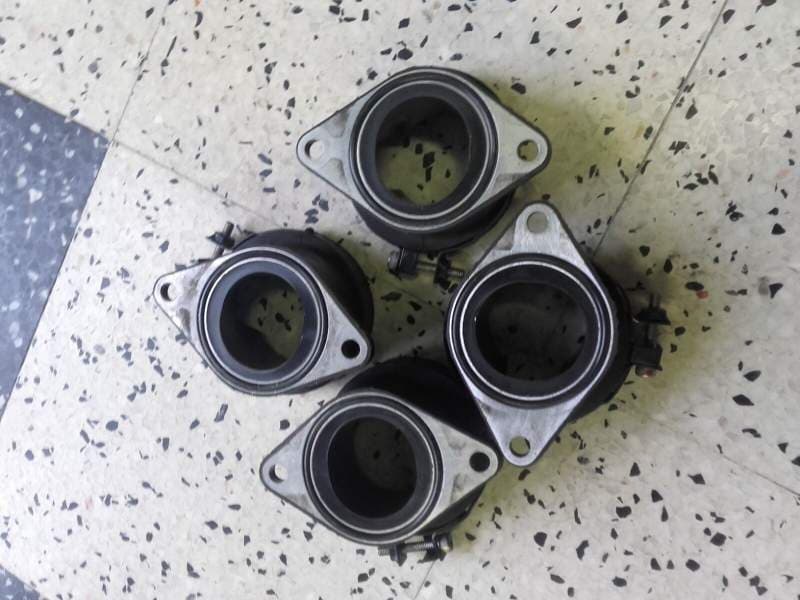 Pipes d’admission Kawasaki Z800 Z 800 13-16 — photo 1/1