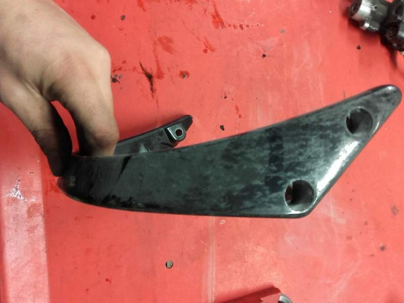 Poignée passager Suzuki 600 GSXF aj111 — photo 2/3