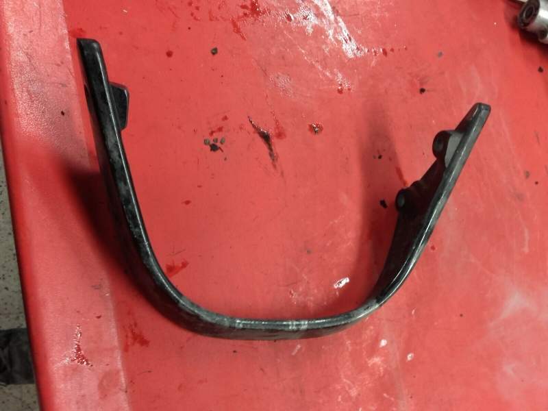 Poignée passager Suzuki 600 GSXF aj111 — photo 3/3