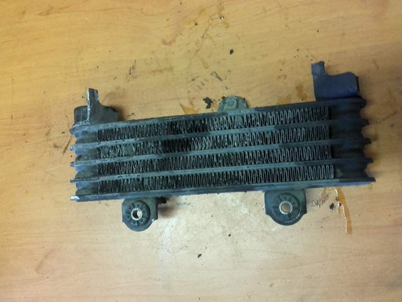 Radiateur d’huile Suzuki 650 DL V-strom 07-11 js1b121 — photo 1/2
