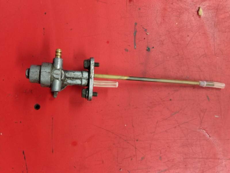 Robinet d’essence Generic 50 SM Trigger KSR — photo 1/2